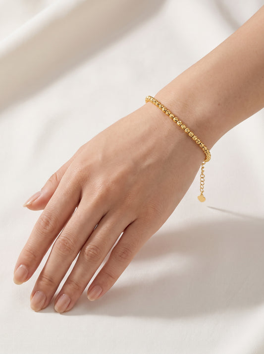 Lustre 18K Gold Bead bracelet close up view