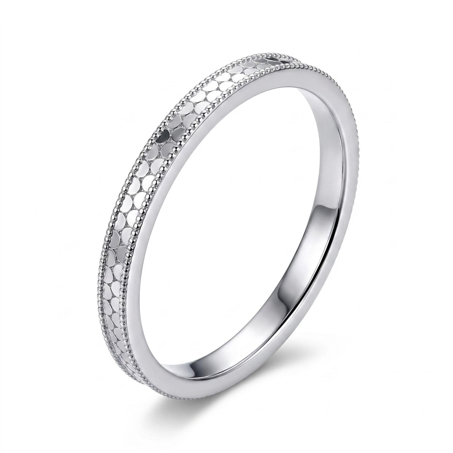 PT950 platinum faceted wedding band 2mm close-up detail