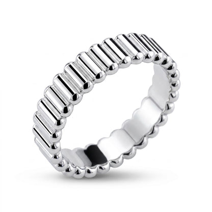 PT950 platinum ribbed wedding band 4mm worn view