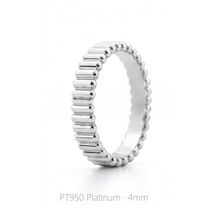 PT950 platinum ribbed wedding band 4mm close-up detail
