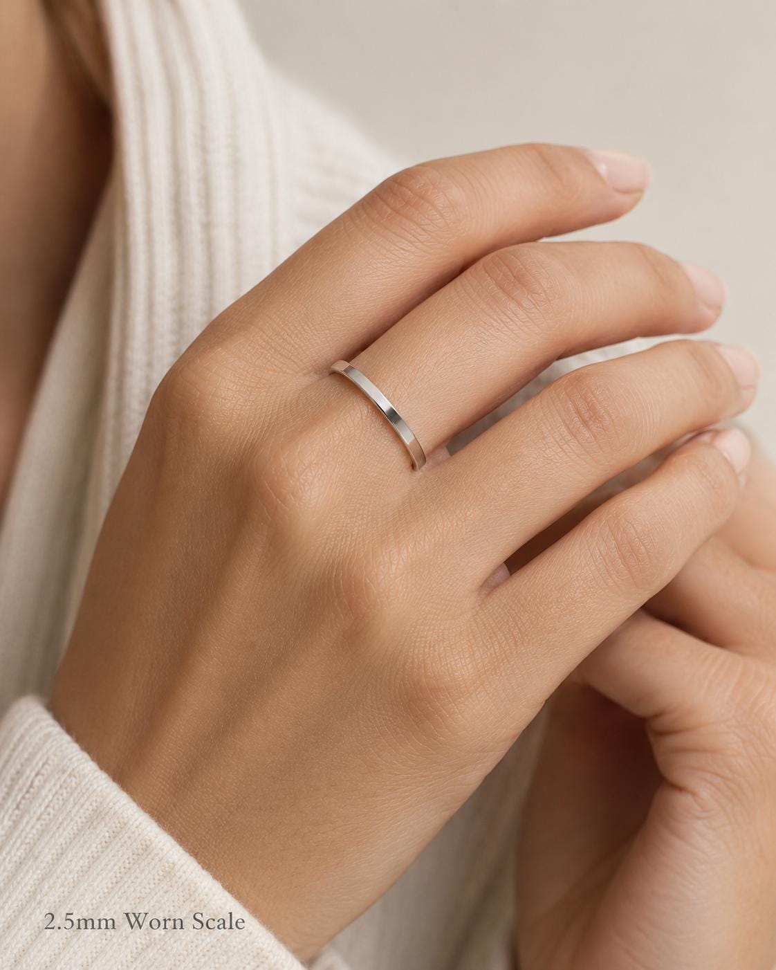 PT950 platinum flat court wedding band in 1.5mm 2mm or 2.5mm setting and finish detail