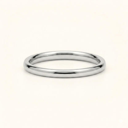 PT950 platinum thin wedding band in 1.5mm 2mm or 2.5mm scale and proportion view