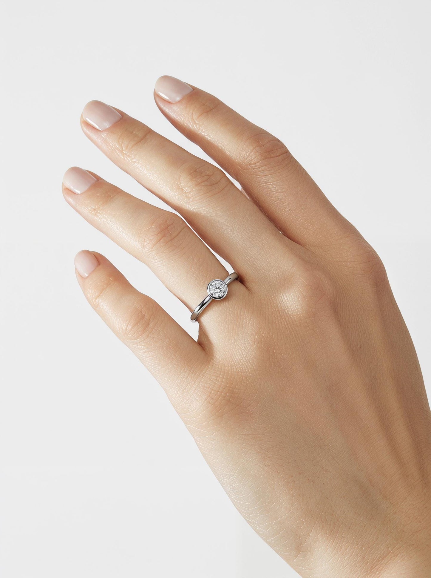 PT950 platinum bezel lab diamond ring 0.50ct worn view