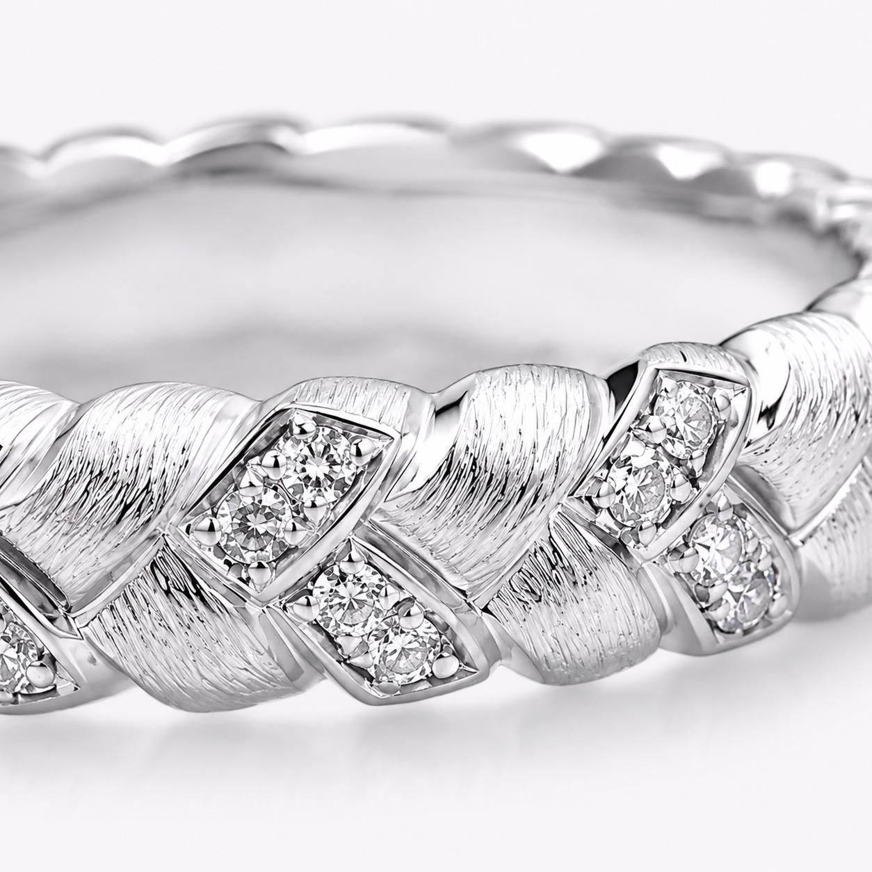 PT950 platinum natural diamond textured band 0.65ct worn view