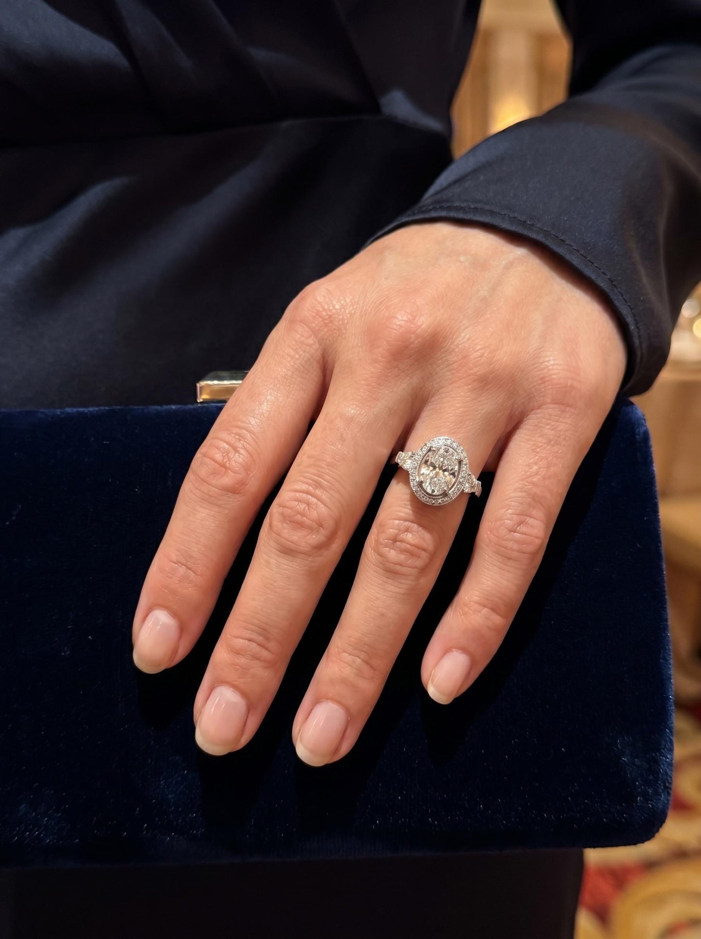 2.75ct oval lab diamond halo ring in PT950 platinum material and design detail