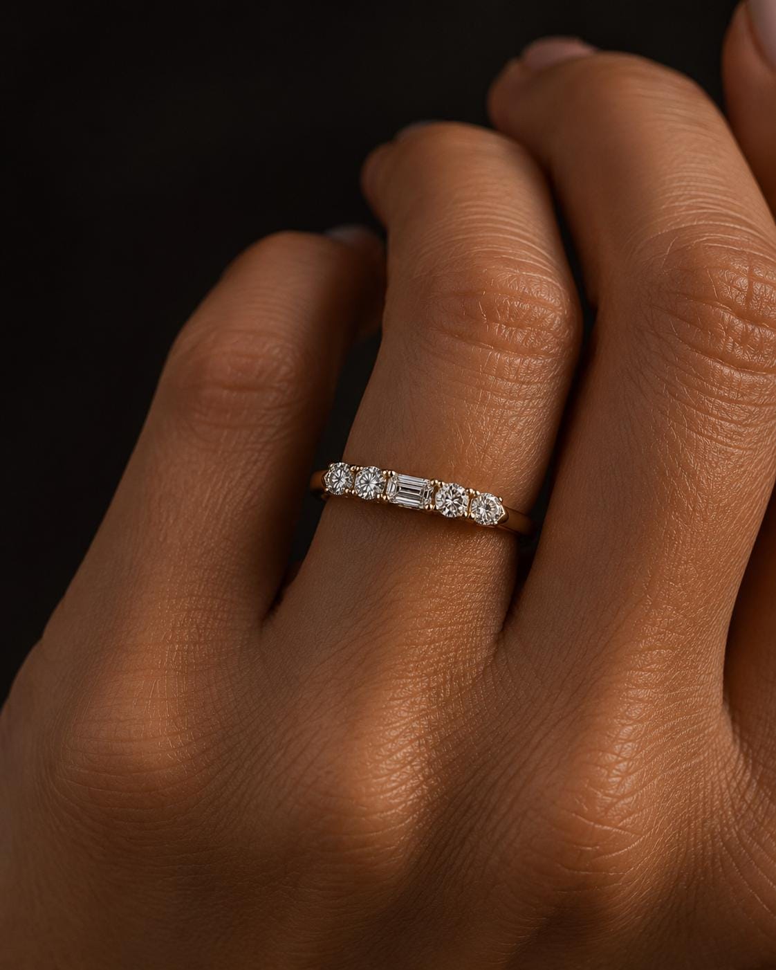 five-stone lab diamond band in PT950 platinum or 18K gold side profile