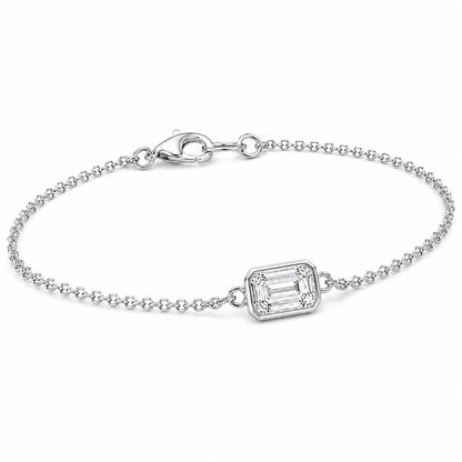 Full view of PT950 emerald-cut lab diamond bracelet
