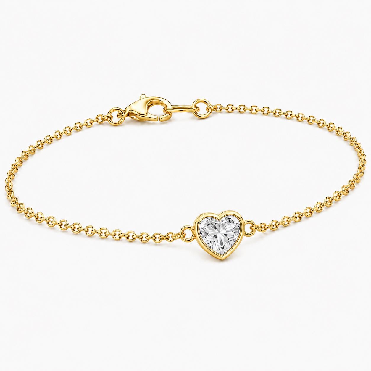Heart lab diamond bracelet in 18K yellow gold